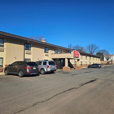 Econo Lodge Woodbridge Iselin Esterno foto