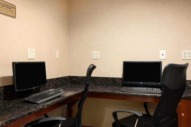 Econo Lodge Woodbridge Iselin Esterno foto