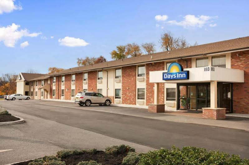 Econo Lodge Woodbridge Iselin Esterno foto